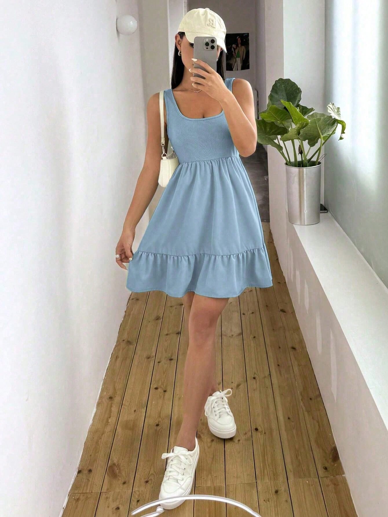 Vestido Corto Casual Sin Mangas Vino Corte Babydoll con Volante Ligero para Mujer