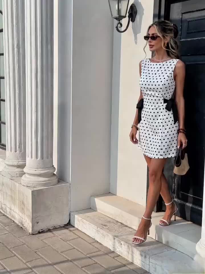 Vestido de verano 2026, novedad, estilo francés, elegante, casual, de moda urbana, sin mangas, para vacaciones, de ajuste entallado, sin espalda, con lazo de doble cara, vestido corto para mujer, vestido que estiliza la cintura, a la moda y versátil, adec