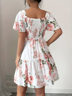 Vestido Corto de Vacaciones de Verano con Estampado Floral y Cintura Ajustada