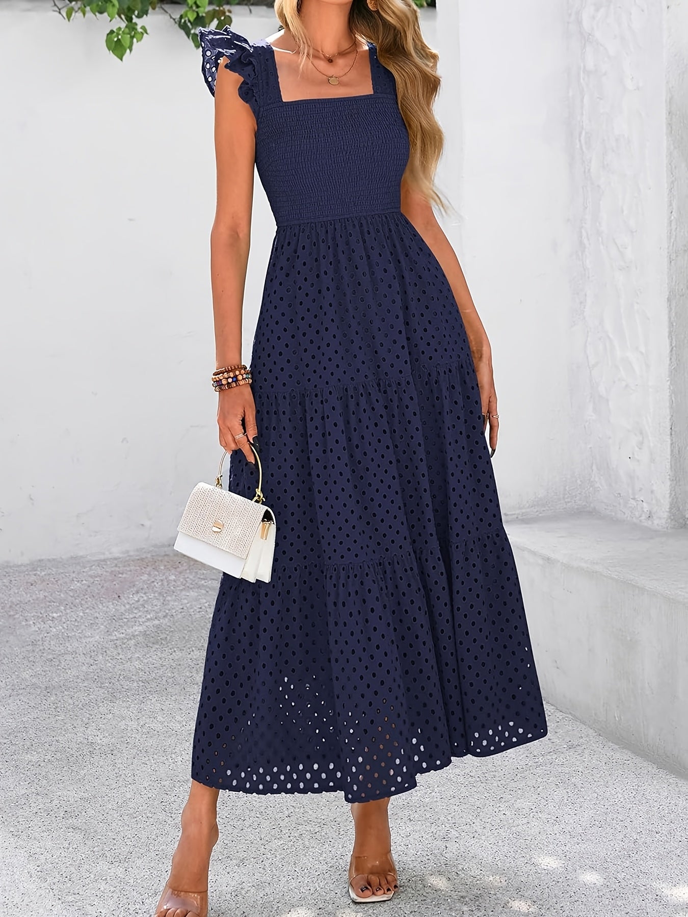 Elegante Vestido Midi de Verano para Mujer con Cuello Cuadrado, Manga Abullonada, Detalles de Encaje y Falda en A con Capas y Bolsillos - Color Sólido, Diseño Fluido Adecuado para Ocasiones Casuales o Formales, Vestido Largo Fluido sin Mangas