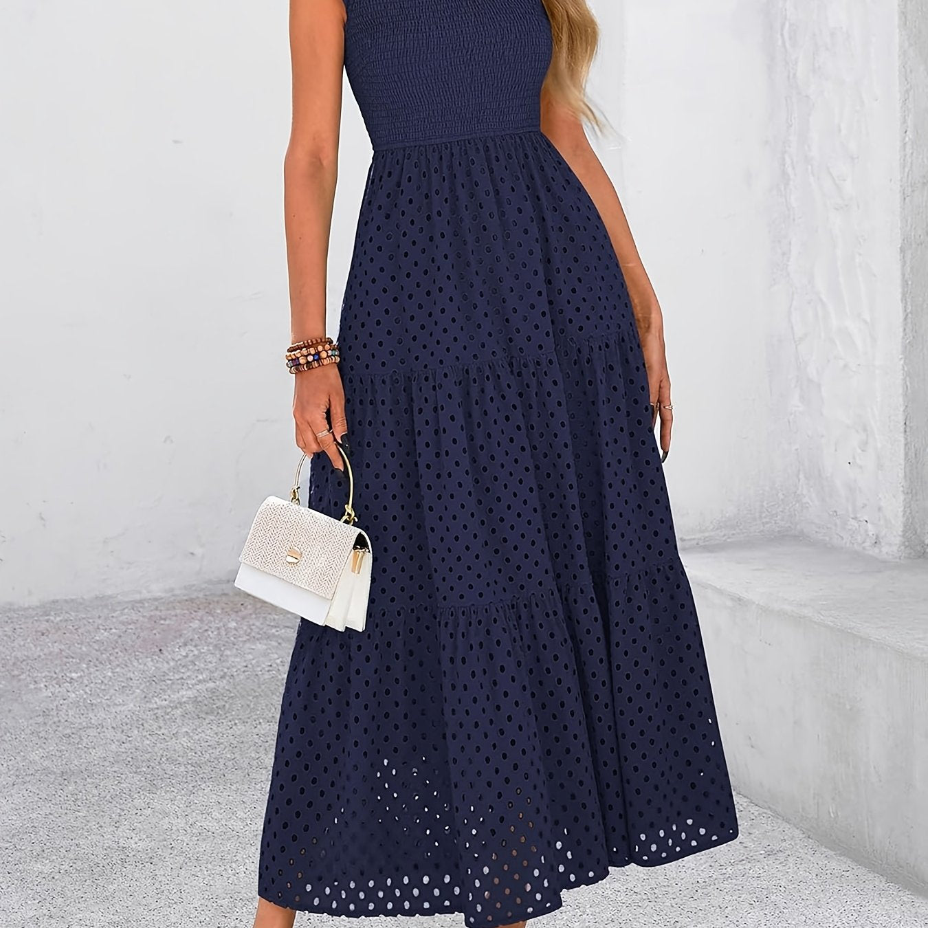 Elegante Vestido Midi de Verano para Mujer con Cuello Cuadrado, Manga Abullonada, Detalles de Encaje y Falda en A con Capas y Bolsillos - Color Sólido, Diseño Fluido Adecuado para Ocasiones Casuales o Formales, Vestido Largo Fluido sin Mangas