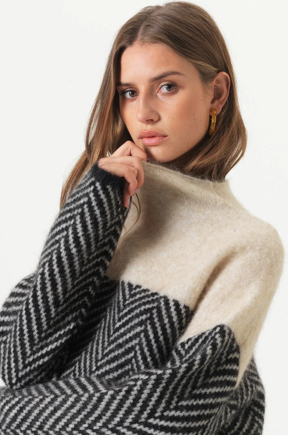 Drune | Cozy chunky knit turtleneck sweater