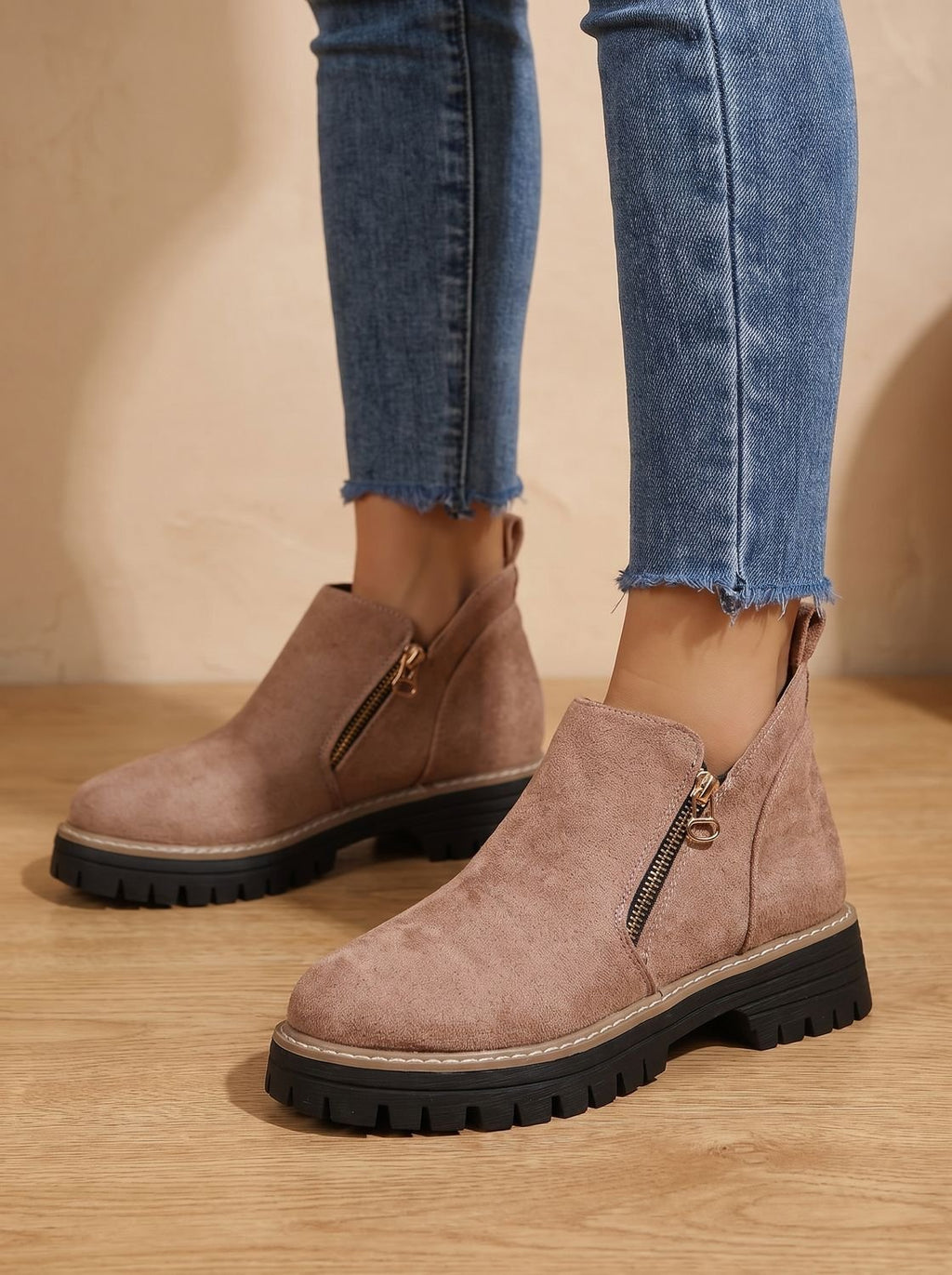 Leopard Print Flat Ankle Boots with Chunky Sole and Side Zip