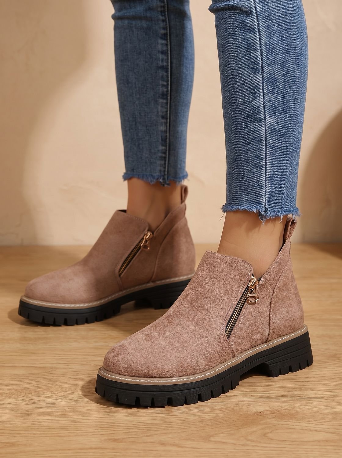 Leopard Print Flat Ankle Boots with Chunky Sole and Side Zip