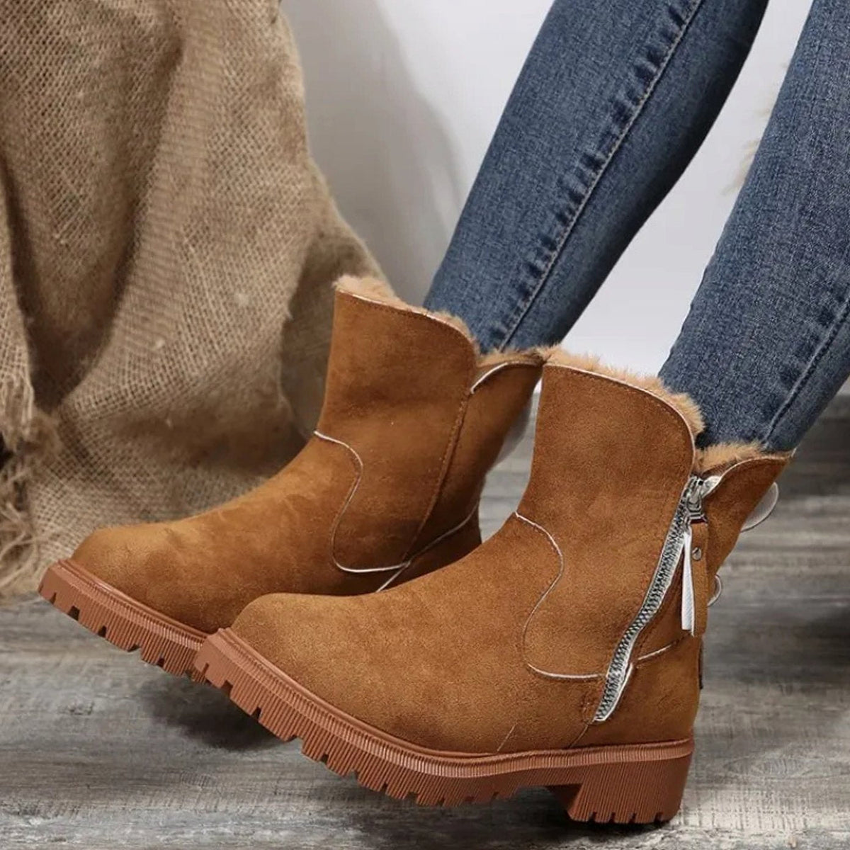 Warm Suede Winter Ankle Boots with Fluffy Fur Collar