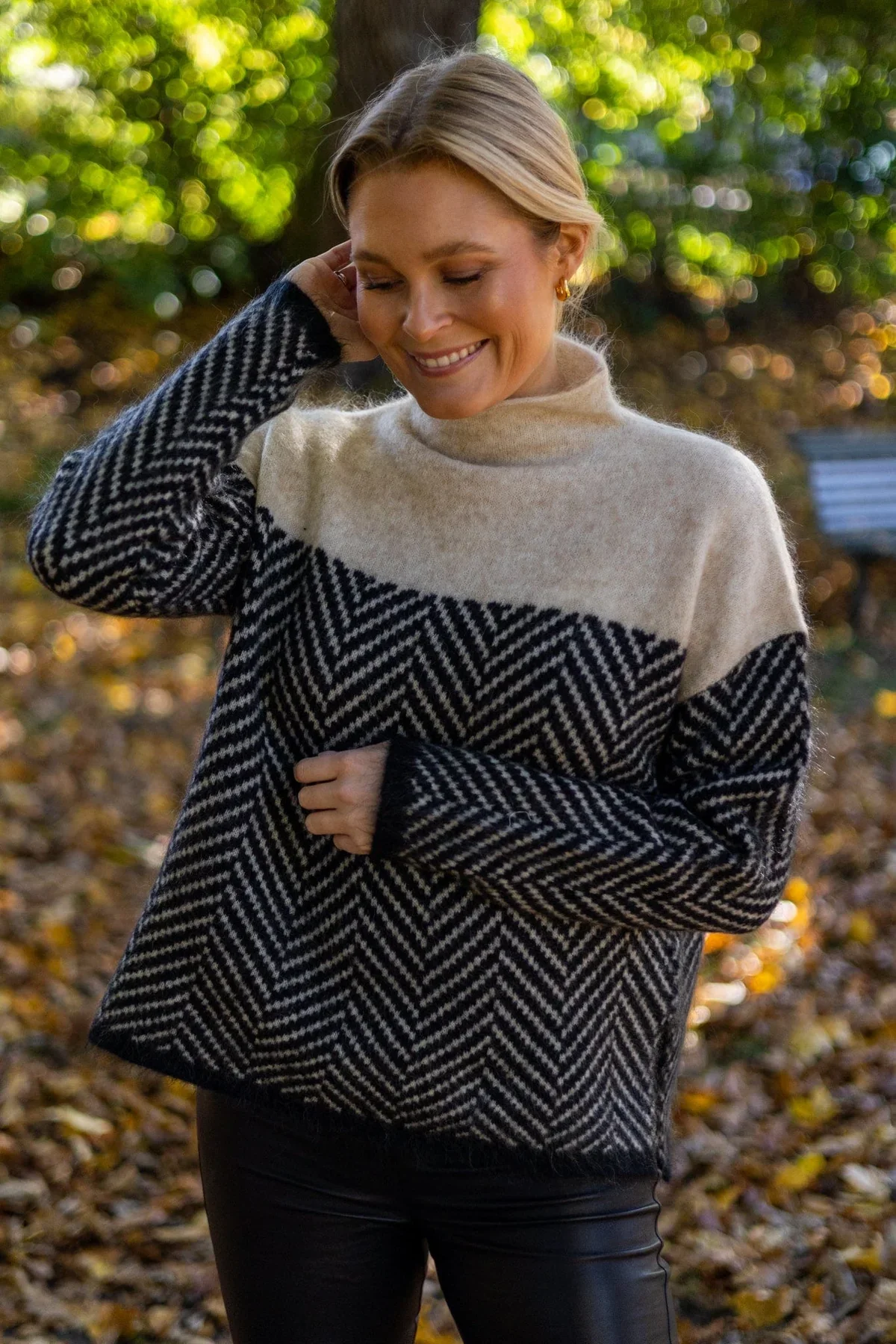 Drune | Cozy chunky knit turtleneck sweater