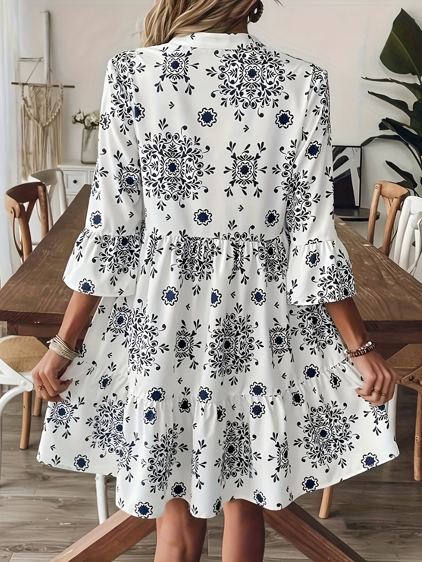 Vestido Corto Estampado Floral Blanco Estilo Boho Casual para Verano con Manga 3/4 y Corte Suelto