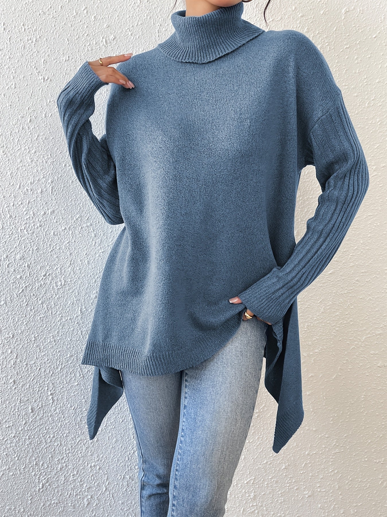 Auralyn™ | Jersey de cuello alto asimétrico y acogedor