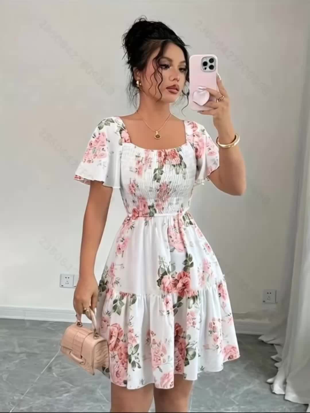 Vestido Corto de Vacaciones de Verano con Estampado Floral y Cintura Ajustada