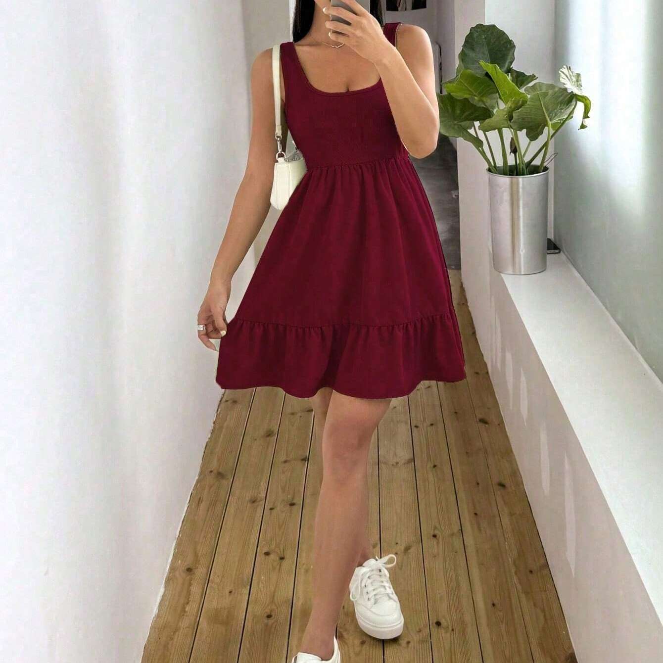 Vestido Corto Casual Sin Mangas Vino Corte Babydoll con Volante Ligero para Mujer