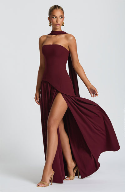 Vestido Femenino Largo Elegante con Abertura para Fiesta