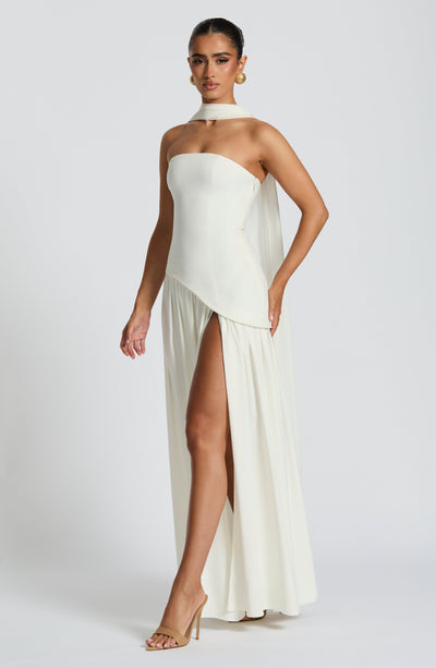 Vestido Femenino Largo Elegante con Abertura para Fiesta