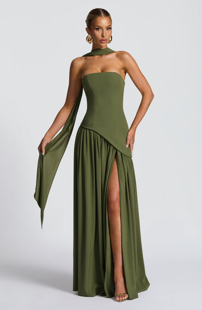 Vestido Femenino Largo Elegante con Abertura para Fiesta